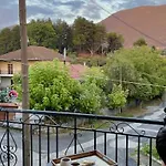 Loukia's Place Vitina