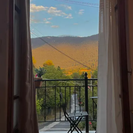 Loukia's Place בית נופש ויטינה