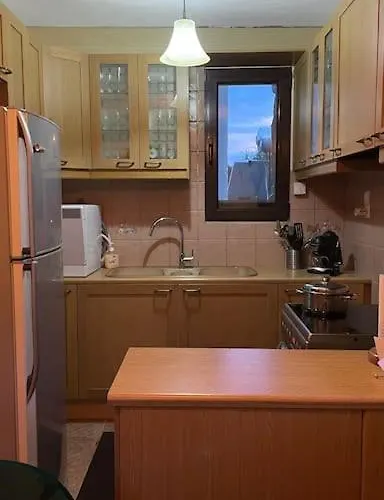 בית נופש Loukia's Place *