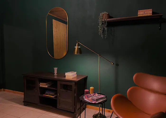 Loukia's Place ויטינה